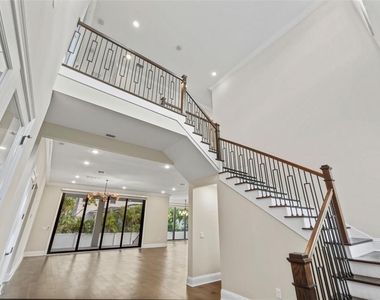 481 W Davis Boulevard - Photo Thumbnail 24