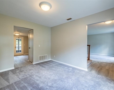 918 Benninger Drive - Photo Thumbnail 11