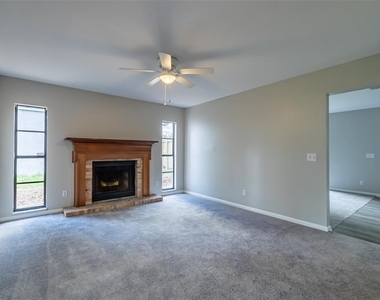 918 Benninger Drive - Photo Thumbnail 9