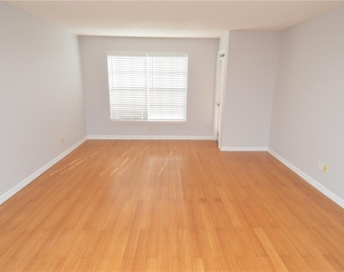 10200 Gandy Boulevard N - Photo Thumbnail 17
