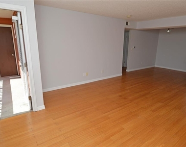 10200 Gandy Boulevard N - Photo Thumbnail 21