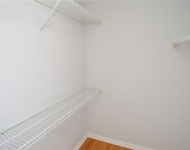 10200 Gandy Boulevard N - Photo Thumbnail 36