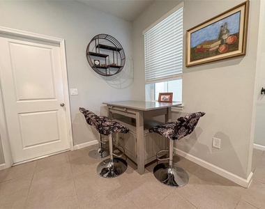 10703 Verawood Drive - Photo Thumbnail 3
