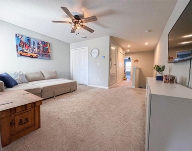 10703 Verawood Drive - Photo Thumbnail 12