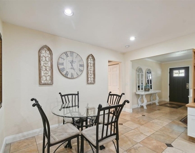 4802 W Longfellow Avenue - Photo Thumbnail 17
