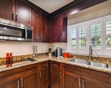 4802 W Longfellow Avenue - Photo Thumbnail 13