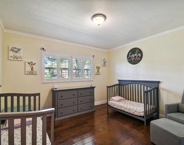 4802 W Longfellow Avenue - Photo Thumbnail 27