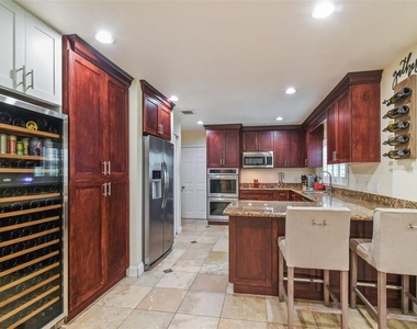 4802 W Longfellow Avenue - Photo Thumbnail 10