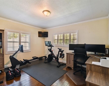 4802 W Longfellow Avenue - Photo Thumbnail 25
