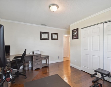 4802 W Longfellow Avenue - Photo Thumbnail 26