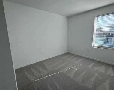 3579 Mayfair Street - Photo Thumbnail 11