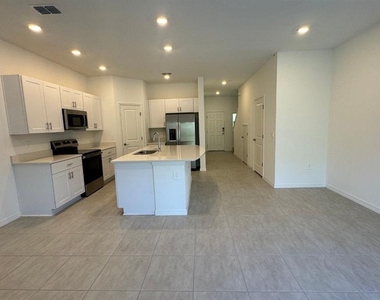 3579 Mayfair Street - Photo Thumbnail 5