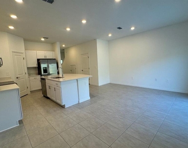 3579 Mayfair Street - Photo Thumbnail 3