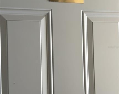 4007 Versailles Drive - Photo Thumbnail 1