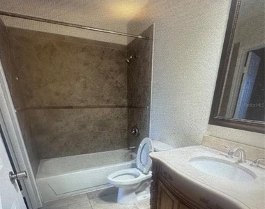 4007 Versailles Drive - Photo Thumbnail 7