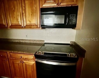 4007 Versailles Drive - Photo Thumbnail 14