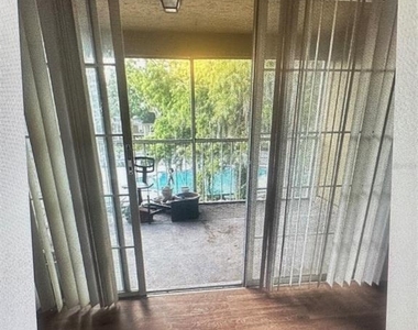 4007 Versailles Drive - Photo Thumbnail 16