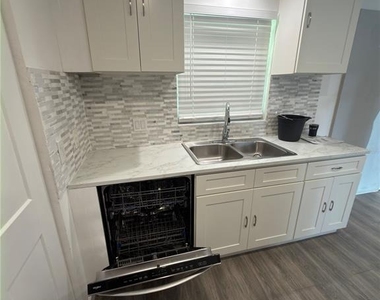 1302 Ariana Woods Circle - Photo Thumbnail 4