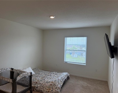 397 Feltrim Reserve Boulevard - Photo Thumbnail 7