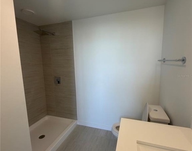 5563 Millenia Park Boulevard - Photo Thumbnail 5