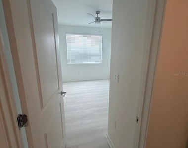 5563 Millenia Park Boulevard - Photo Thumbnail 16