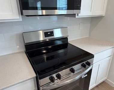 5117 Marlberry Court - Photo Thumbnail 20