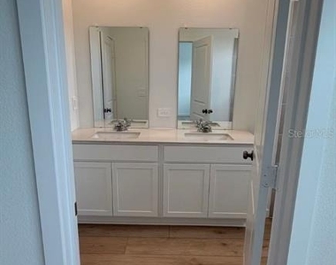 5117 Marlberry Court - Photo Thumbnail 21
