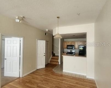 4002 Venetian Bay Drive - Photo Thumbnail 4