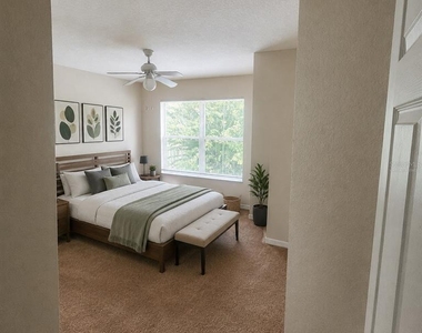 4002 Venetian Bay Drive - Photo Thumbnail 15