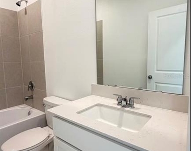 3228 Namaste Drive - Photo Thumbnail 17