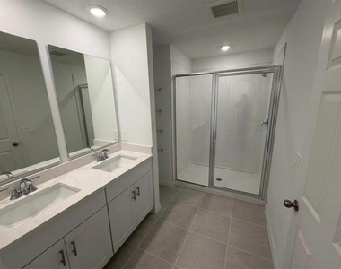 4204 Ranch House Road - Photo Thumbnail 12