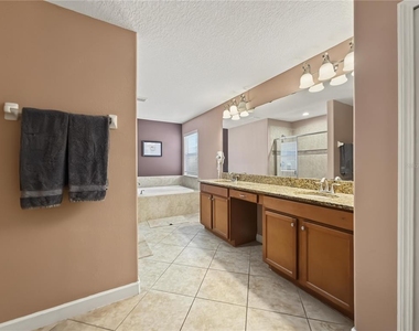 8854 Candy Palm Road - Photo Thumbnail 20
