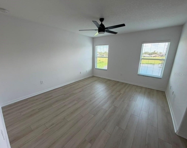 1221 Priory Circle - Photo Thumbnail 30