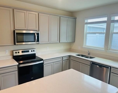 14404 Orchid Island Drive - Photo Thumbnail 5
