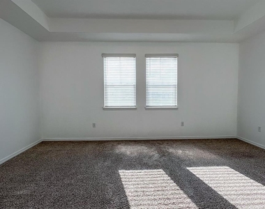 15589 Willow Arbor Circle - Photo Thumbnail 20