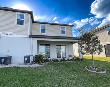 15589 Willow Arbor Circle - Photo Thumbnail 51