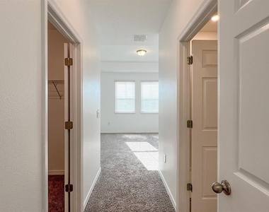 15589 Willow Arbor Circle - Photo Thumbnail 35