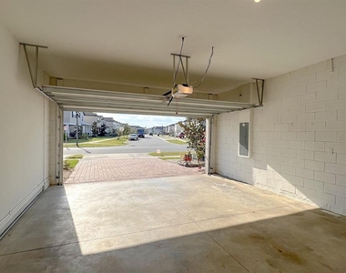 15589 Willow Arbor Circle - Photo Thumbnail 46