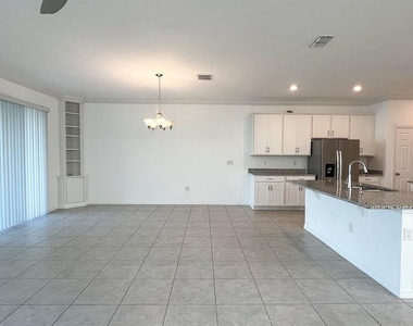 15589 Willow Arbor Circle - Photo Thumbnail 4