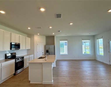 5515 Guava Court - Photo Thumbnail 2
