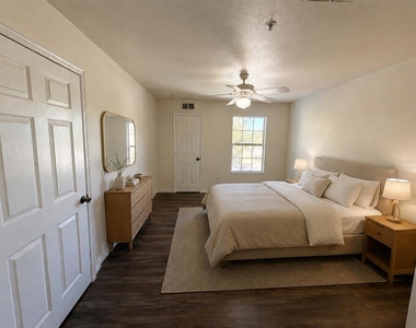 4850 51st Street W - Photo Thumbnail 8