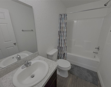 103 Marion Oaks Drive - Photo Thumbnail 13