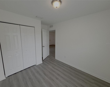 103 Marion Oaks Drive - Photo Thumbnail 12