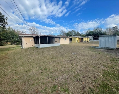 8 Rose Avenue - Photo Thumbnail 16
