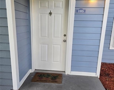 2577 Grassy Point Drive - Photo Thumbnail 3