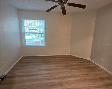 2577 Grassy Point Drive - Photo Thumbnail 13