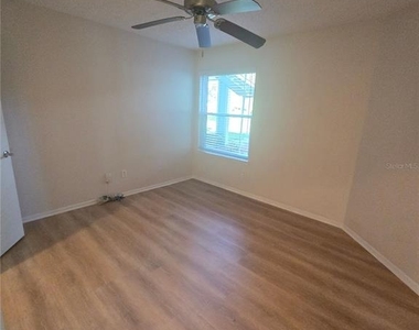 2577 Grassy Point Drive - Photo Thumbnail 15