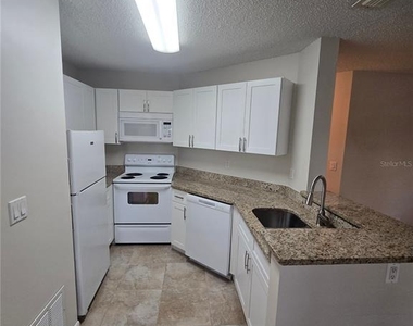2577 Grassy Point Drive - Photo Thumbnail 10