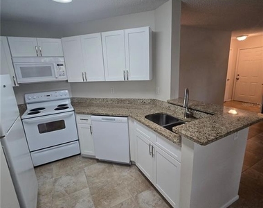 2577 Grassy Point Drive - Photo Thumbnail 6