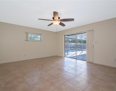 6195 Valerian Boulevard - Photo Thumbnail 22